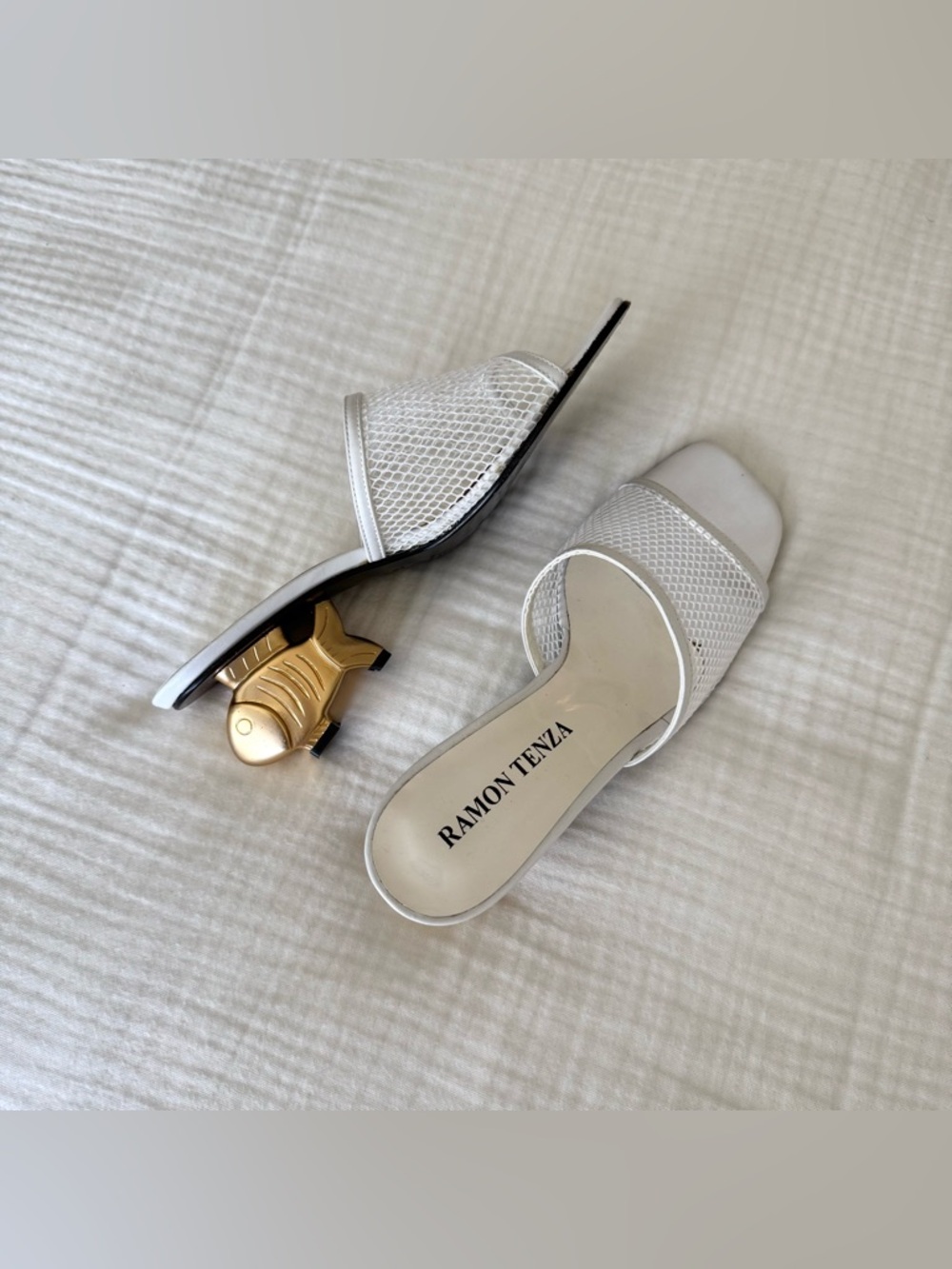 Vintage 90s Ramon Tenza White and Gold Fish Kitten Heels
